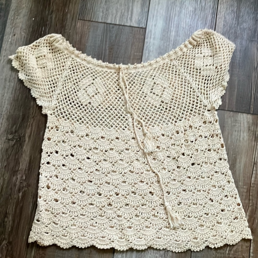 Cream Cap Sleeve Cropped Tie Front Blouse